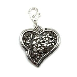 Brighton Heart Filled With Daisy Flowers Love Romance Silver Custom Clip Charm